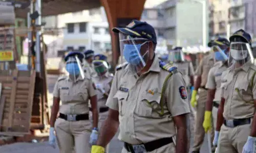 2 deaths, 11 new COVID cases in Maharashtra police