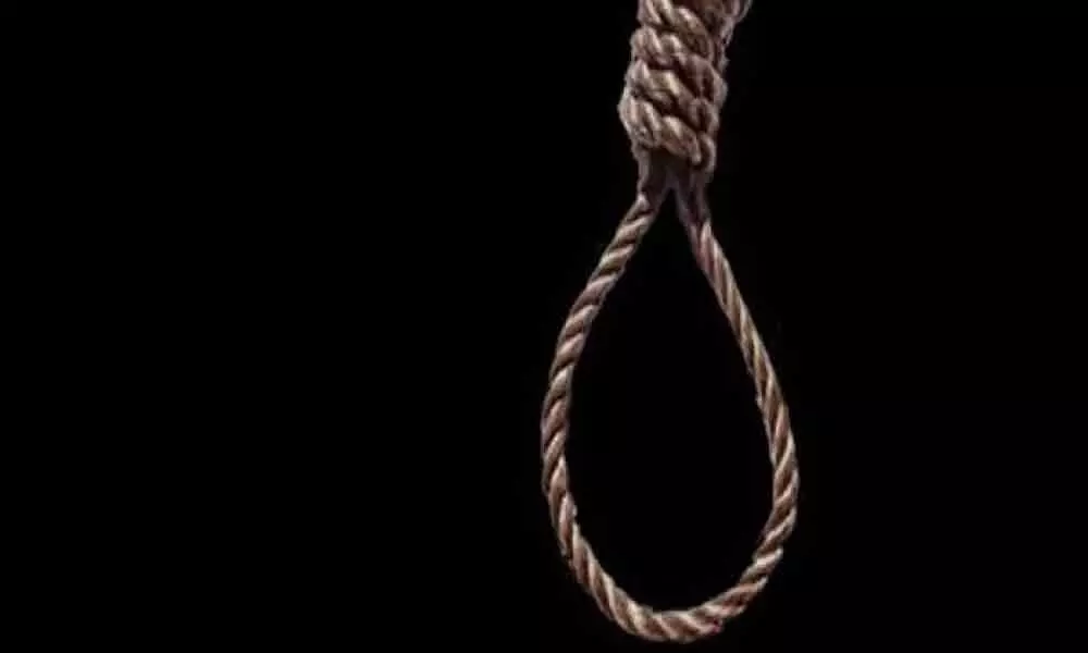 Married woman, boyfriend commits suicide in Mahbubnagar