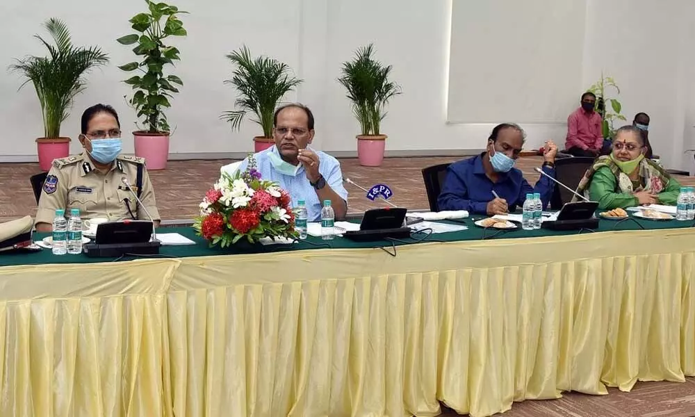 State Chief Secretary Somesh Kumar on Wednesday held a meeting with nine district collectors, police, fire, forest and agricultural officers