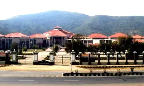 Manipur HC directs Speaker not to pronounce order on 7 Congress defectors till Friday