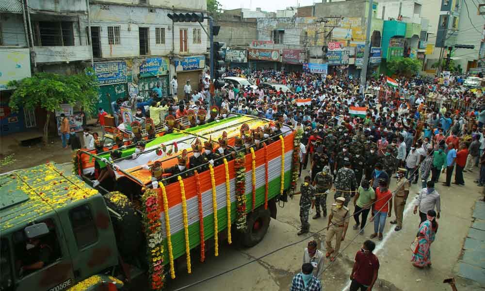 Suryapet: Tearful farewell to Colonel Santosh Babu