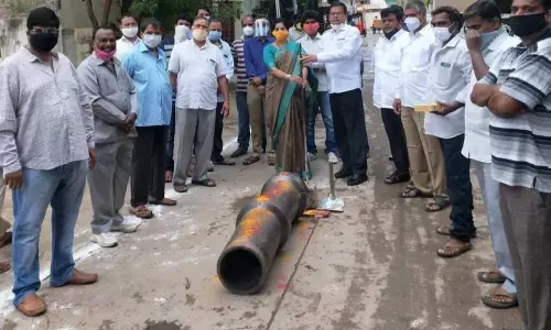 MLA Kaleru Venkatesh along with corporator  D Padmavathi Reddy launching drainage pipeline works