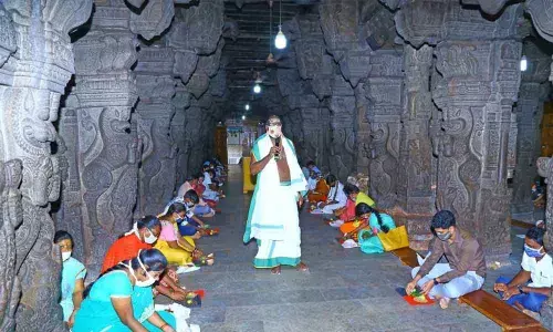Devotees performing Rahu Kethu puja at Srikalahasti temple on Sunday