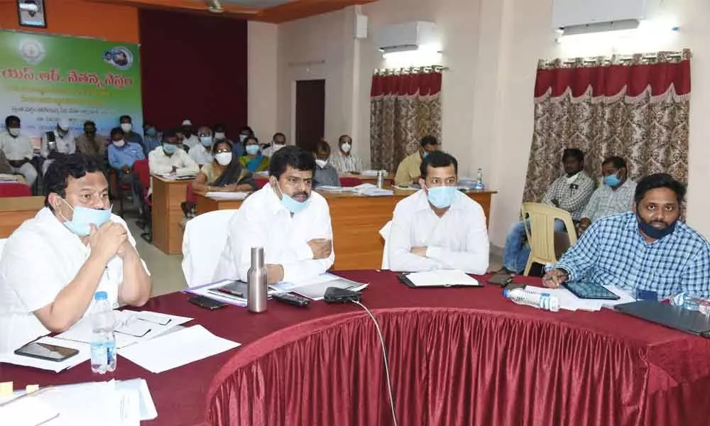 Collector R Muthyala Raju holding videoconference with officials on Covid-19