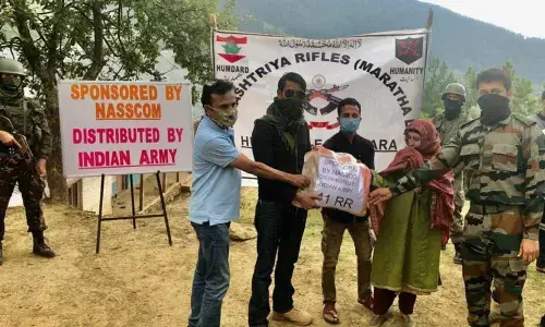 Major Pradeep Arya distributes ration kits in J&K and Ladakh in association with Dr. Sudha Murthy and NASSCOM