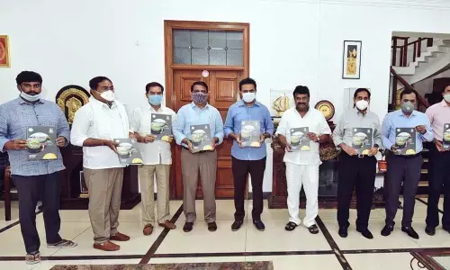 KTR releasing the Telangana MAUD annual report-2019-2020