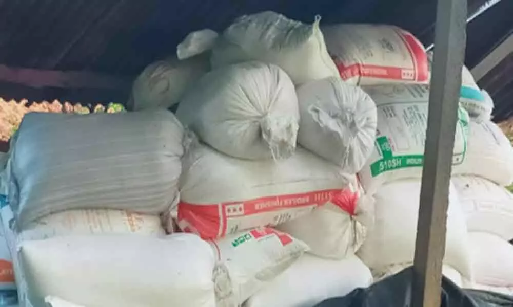 Telangana: 50 quintals of PDS rice seized in Siddipet