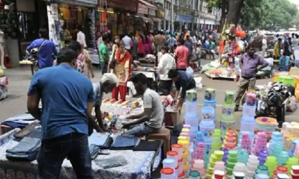 Banks to extend 10,000 loan to street vendors