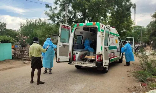Patients infected by coronavirus being shifted to quarantine centre in Proddatur on Thursday