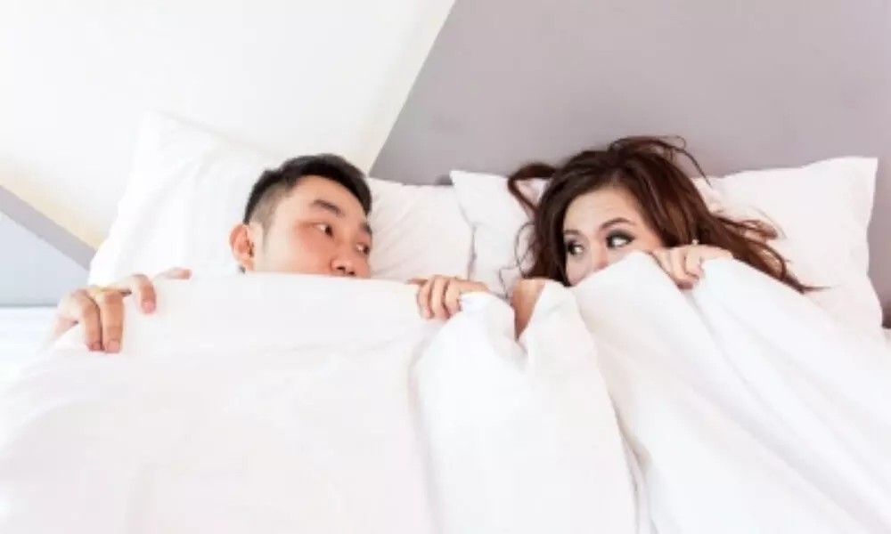 Share the bed with your spouse for quality sleep, super memory
