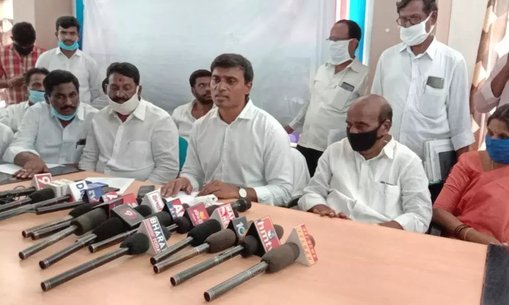 Rajampet MP P Mithun Reddy addressing media persons at Punganur in Chittoor district on Thursday