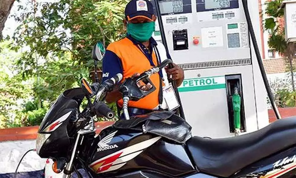 Petrol Price Crosses Rs 80-mark in Delhi for First Time Since 2018, Diesel at New High