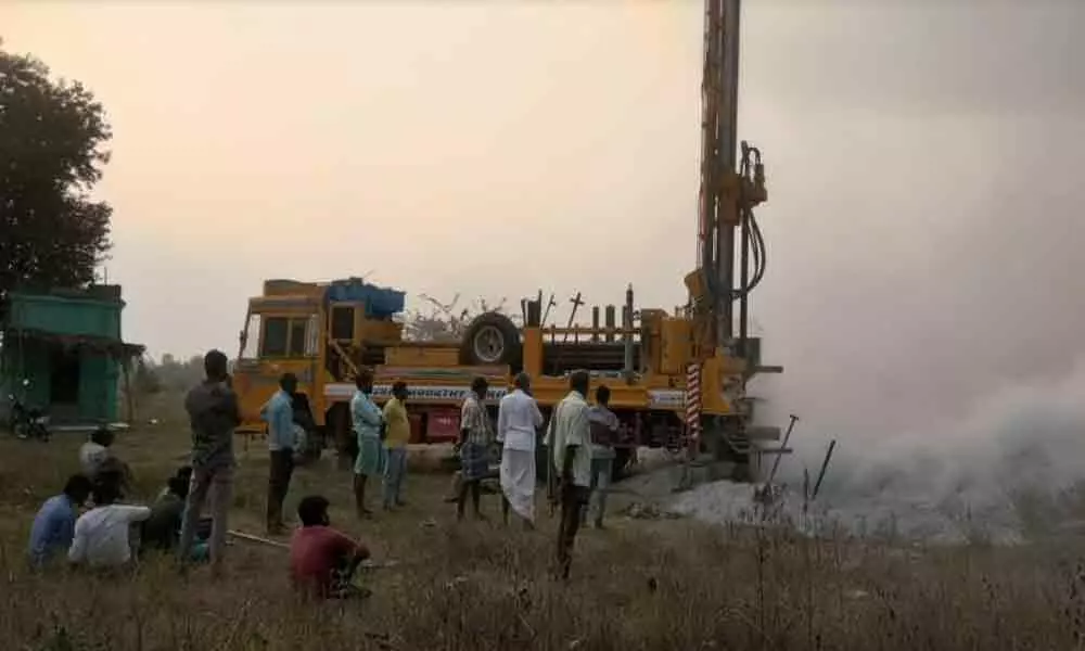 YSRCP and TDP exchange words over Krishna water to Kuppam