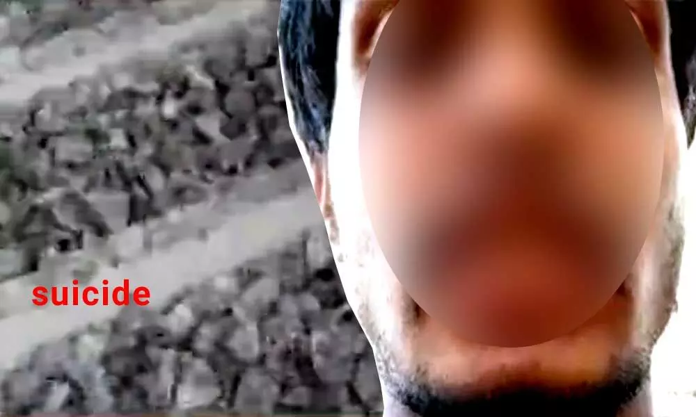 Man makes selfie video before committing suicide in West Godavari, accuses girlfriend