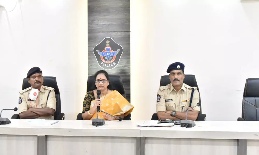 AP Women’s Commission Chairperson Vasireddy Padma addressing at the DPO in Guntur on Monday