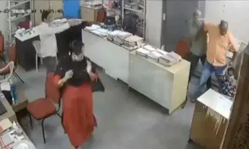 The accused thrashed the woman after she asked him to wear a mask.