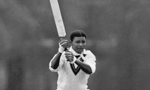 Tendulkar, Kumble lead tributes as Weeks passes away