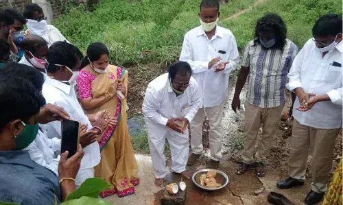 Mayor Gunda Prakash Rao launches developmental works
