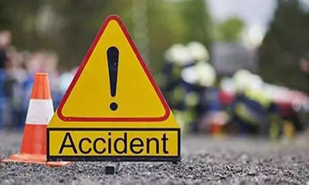 Four killed after a container lorry rammed into a car in Guntur