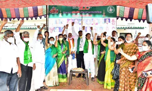 Political parties insist on continuing capital in Amaravati