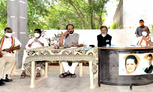 TPCC chief and Nalgonda MP N Uttam Kumar Reddy along with CLP leader Bhatti Vikramarkaand other leaders