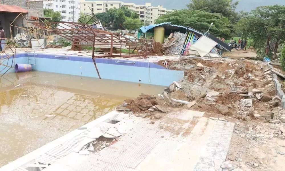MCT demolishes swimming pool on proposed master plan road