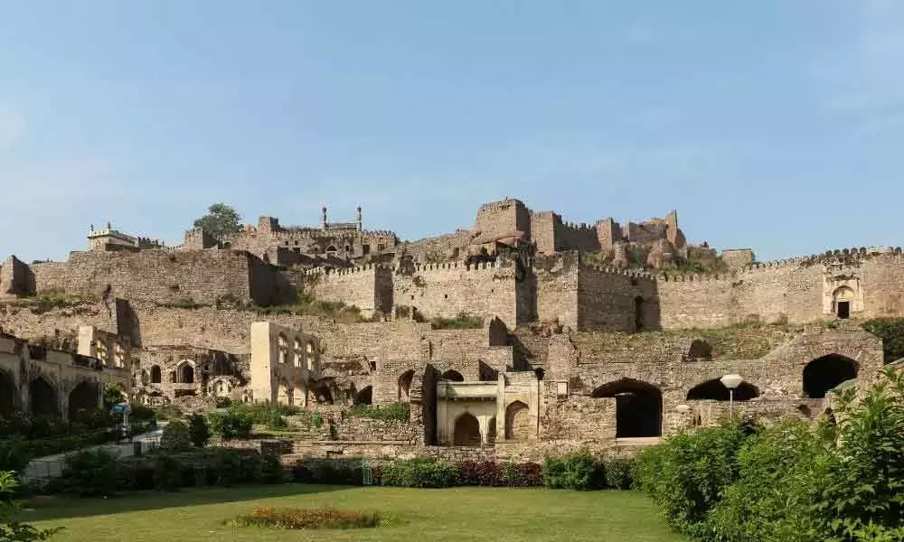 Hyderabad: Golconda gateways left to ruin