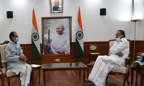 Shivaraj Chauhan meets vice President Venkaiah Naidu