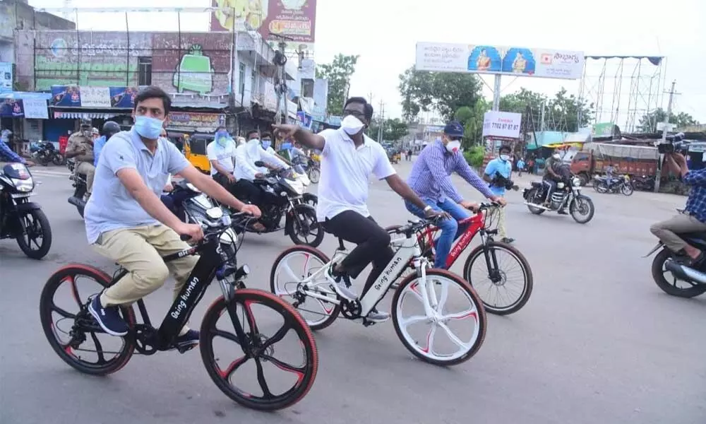 Minister P Ajay Kumar, Collector RV Karnan and Municipal Commissioner Anurag Jayanthi