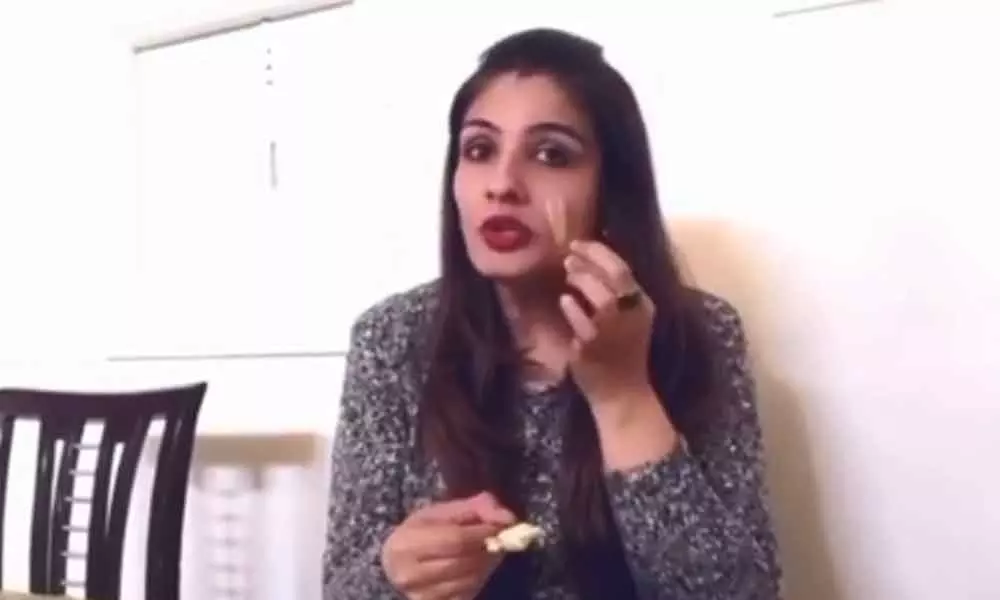 Beauty Talks With Ravz: Raveena Doles Out Benefits Of Oatmeal Face Pack