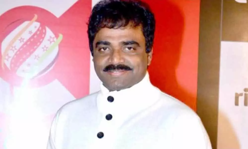 Actor-producer Rockline Venkatesh hospitalized with Corona symptoms