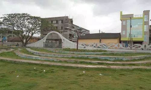 A view of park in  Vinayaka Sagar at Jagannaickpur, Kakinada