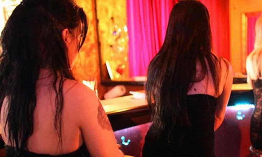 Prostitution Racket Busted In Hyderabad One Arrested