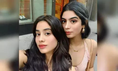 Janhvi Kapoor and Khushi Kapoor