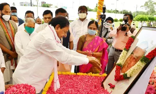 KCR shoots Congress from PV Narasimha Rao’s shoulders