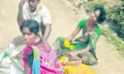 A bus driver and conductor forced a family to disembark mid-way when a woman died in the bus due to illness.