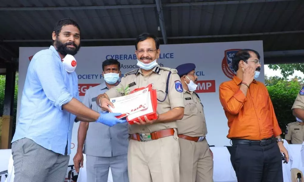 Mega blood donation camp organised  by Cyberabad police