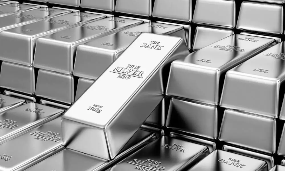 Silver shines bright, hits 7-yr high at MCX