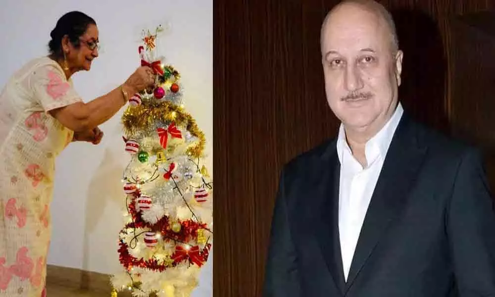 Bollywood Actor Anupam Kher Update About His mothers Health