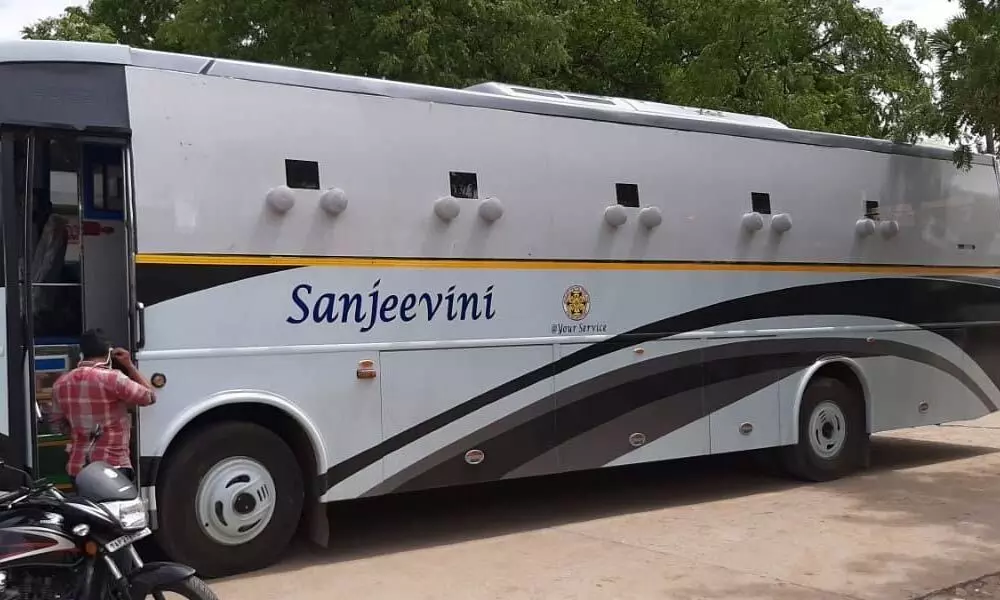 Sanjeevini bus