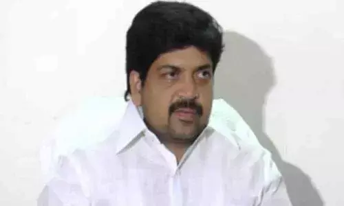 TDP leader Kollu Ravindras remand extended over the murder of YSRCP leader