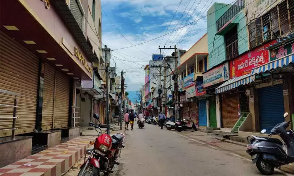 Shops, business establishments remain closed in Tirupati on Sunday