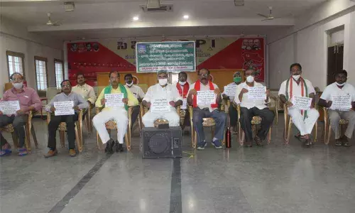 Guntur: Political JAC urges Governor to reject two Bills