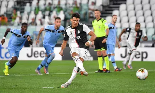 Ronaldo scripts history after brace against Lazio