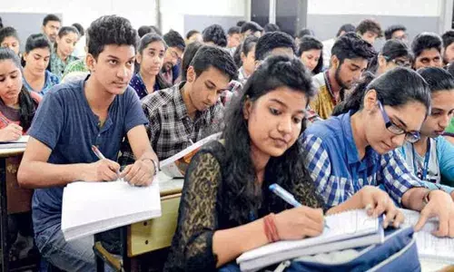 Government Teachers Providing Free Coaching To The TNPSC Candidates