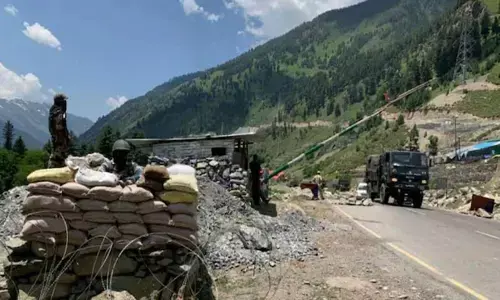 US lawmakers pass legislation urging China to de-escalate situation with India along LAC