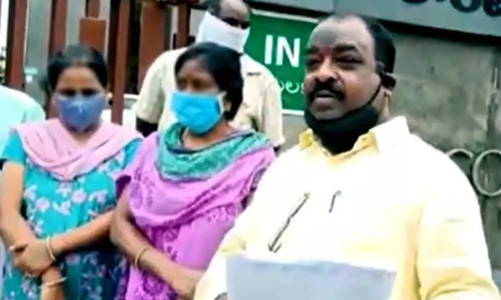 Hyderabad hospital refuses to hand over coronavirus patient body to kin for not paying bill