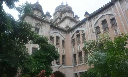 Online campaign to save Osmania General Hospital building