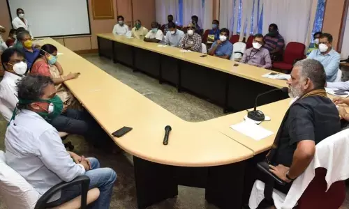 TUDA Chairman Chevireddy Bhaskar Reddy holding a meeting with SVIMS doctors on Sunday