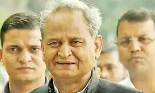 Gehlot mentions corona, not floor test to Governor Kalraj Mishra